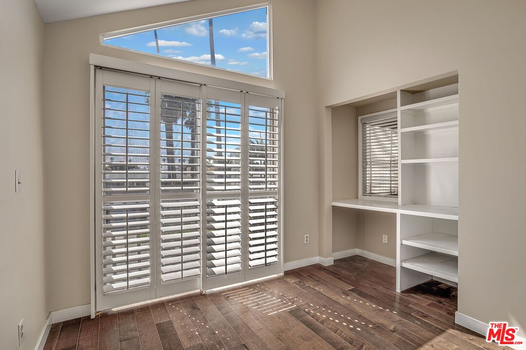 945 21st St Unit: 12