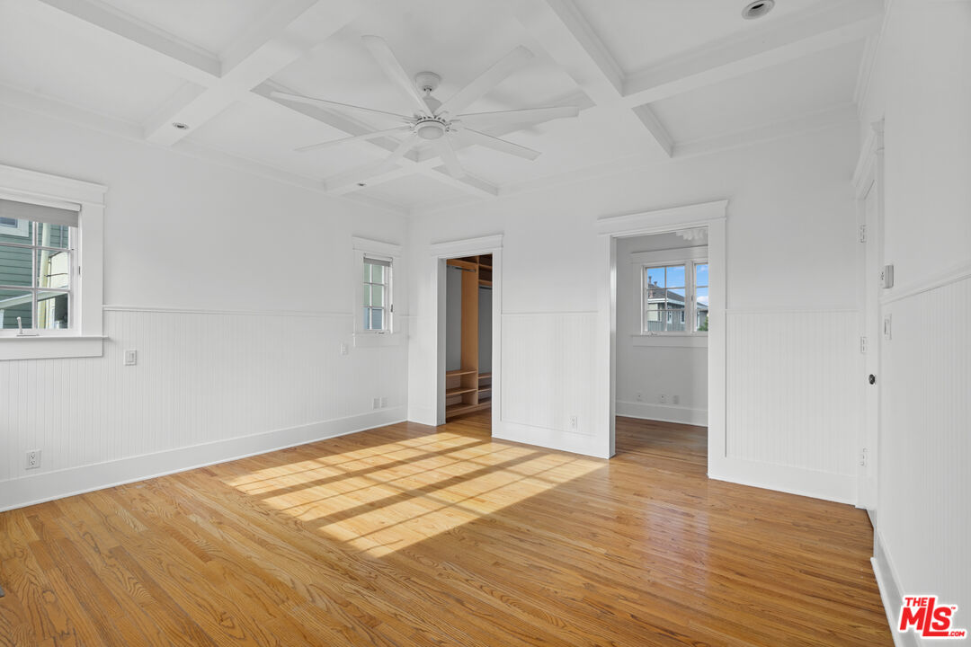 23 20Th Ave
