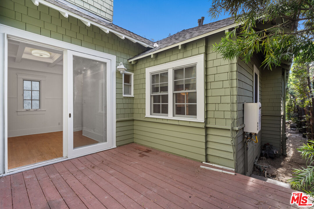 23 20Th Ave