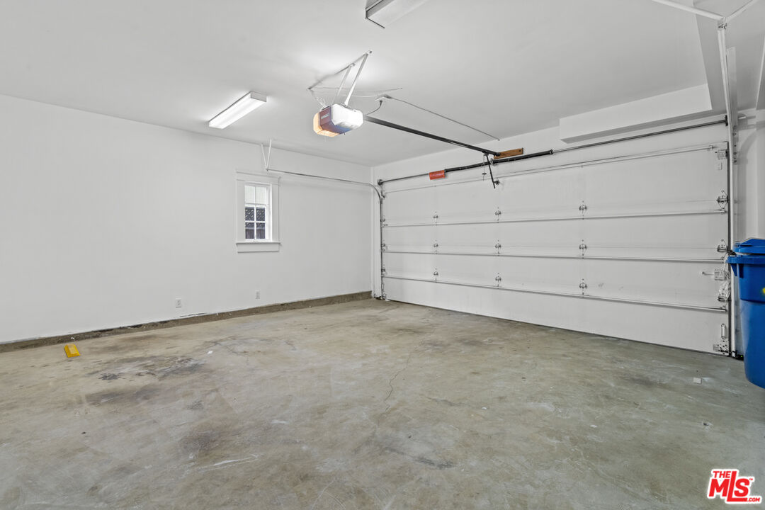 23 20Th Ave