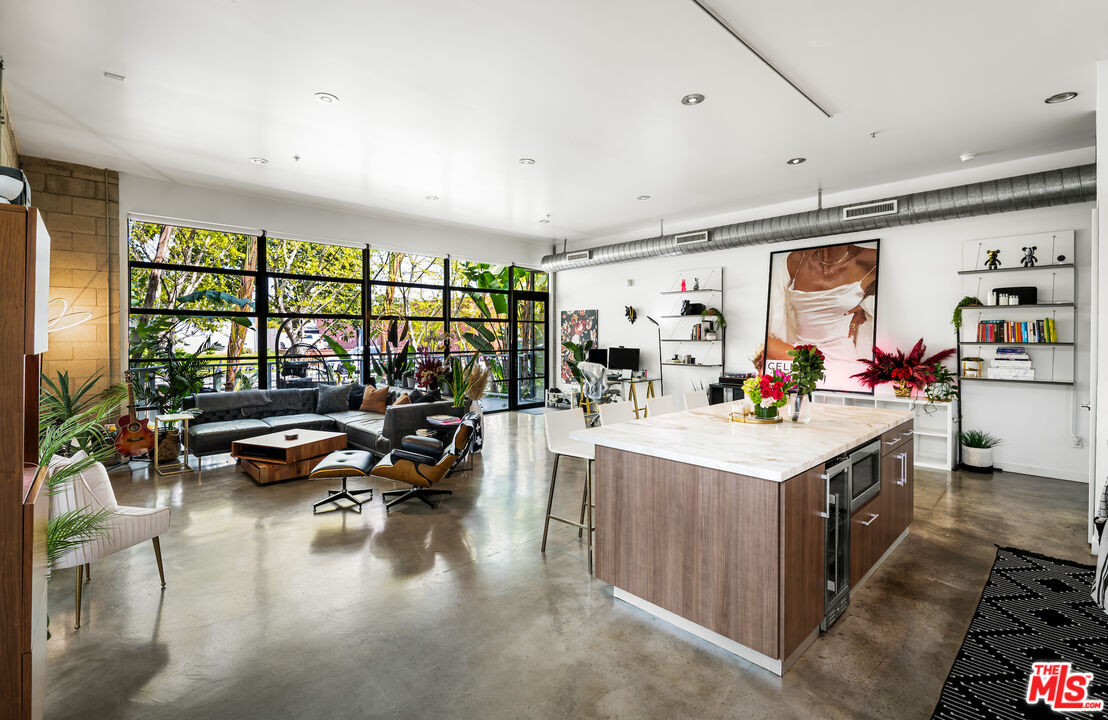 1534 17th St Unit: 101