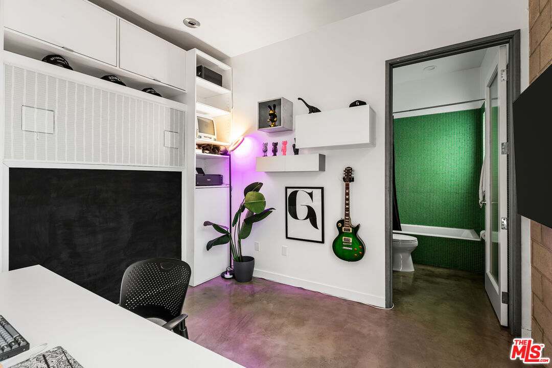 1534 17th St Unit: 101