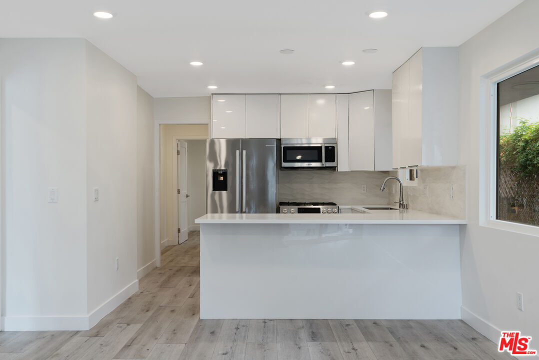 1025 Pleasantview Ave Unit: A