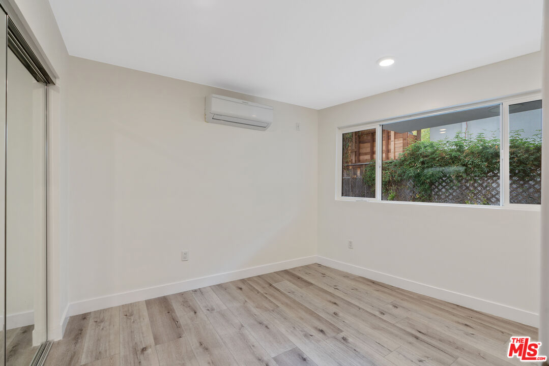 1025 Pleasantview Ave Unit: A