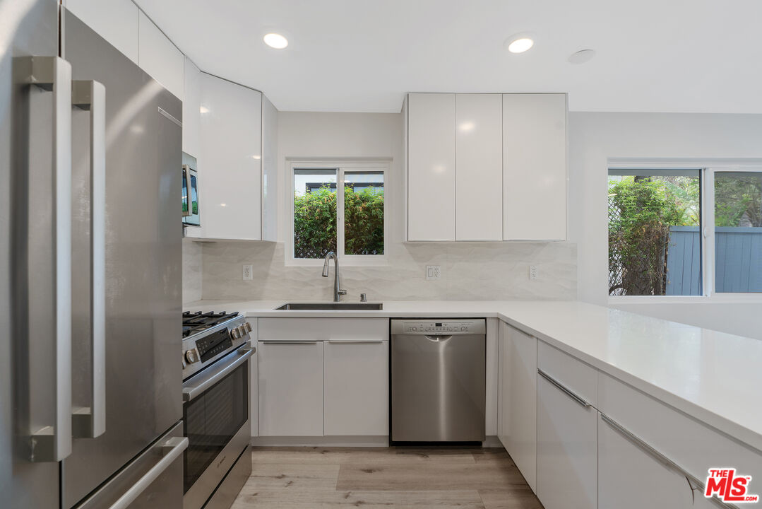 1025 Pleasantview Ave Unit: A