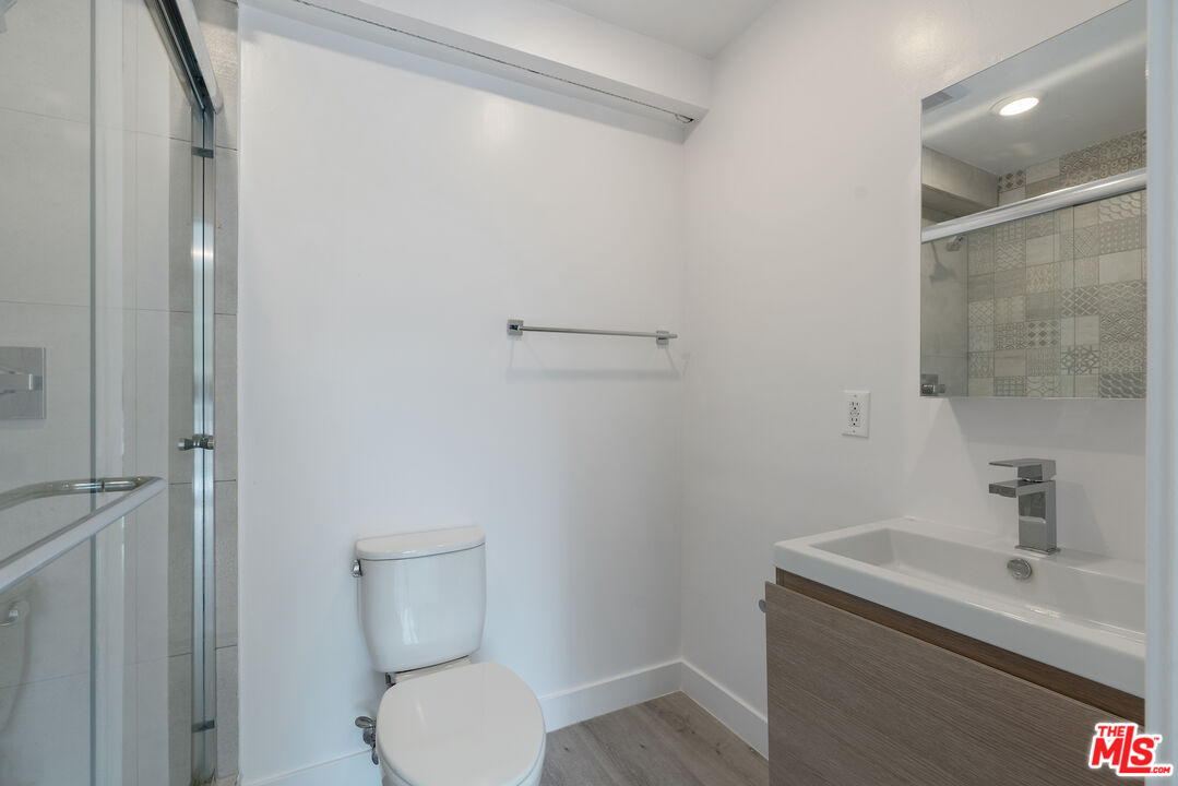 1025 Pleasantview Ave Unit: A