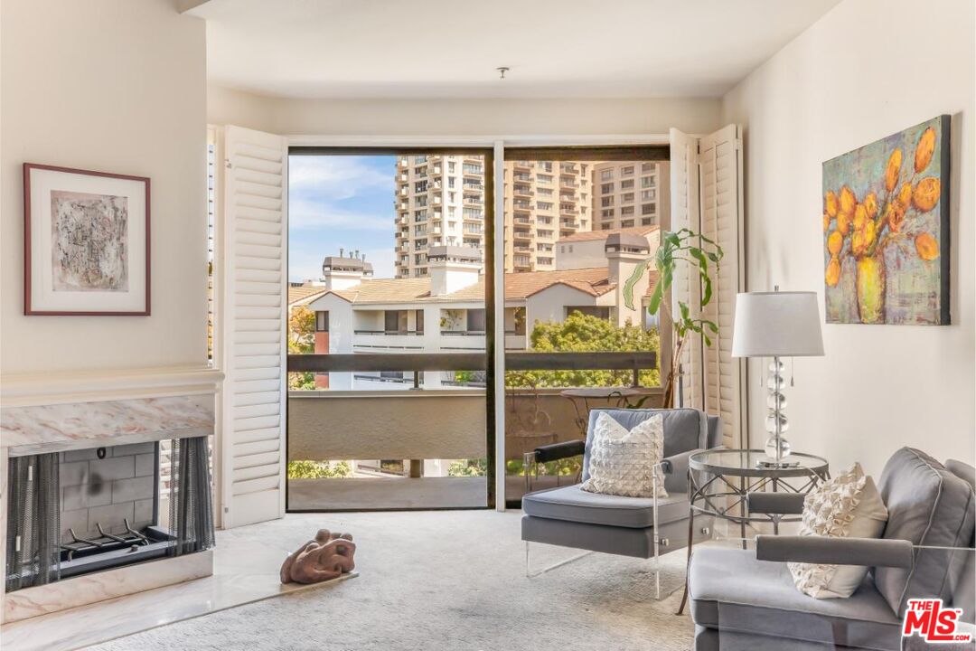 2131 Century Park Ln Unit: 402