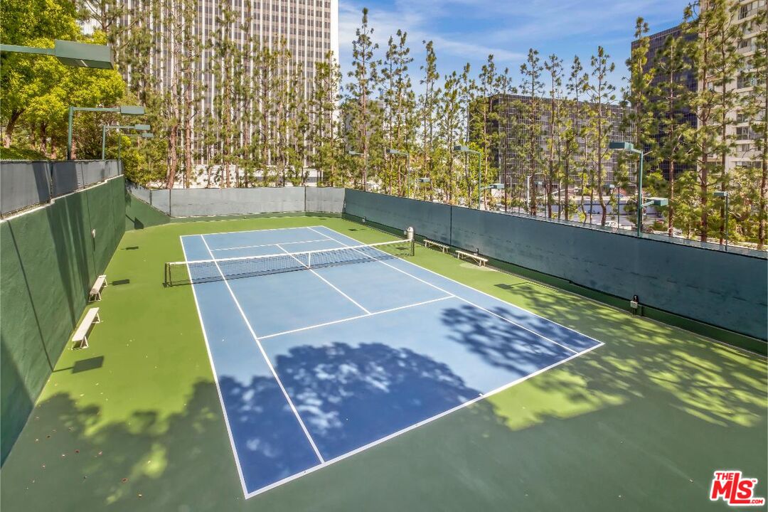 2131 Century Park Ln Unit: 402