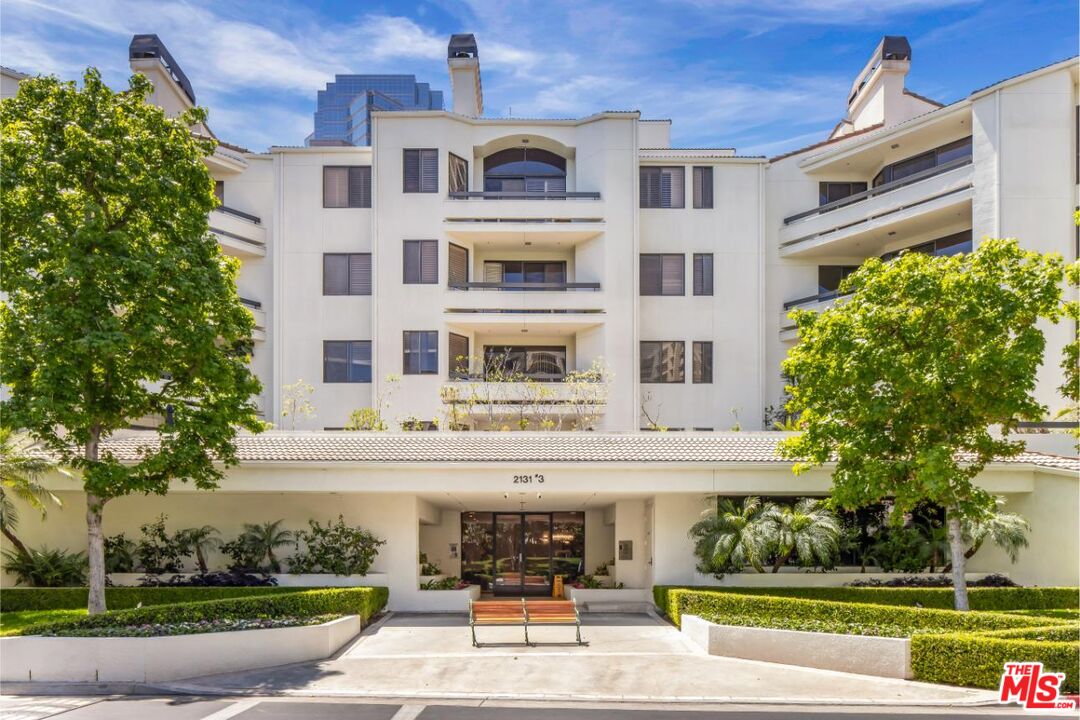 2131 Century Park Ln Unit: 402