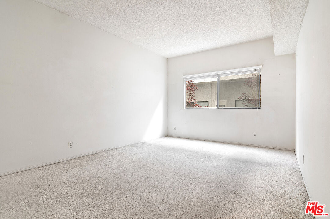 1271 Stoner Ave Unit: 208