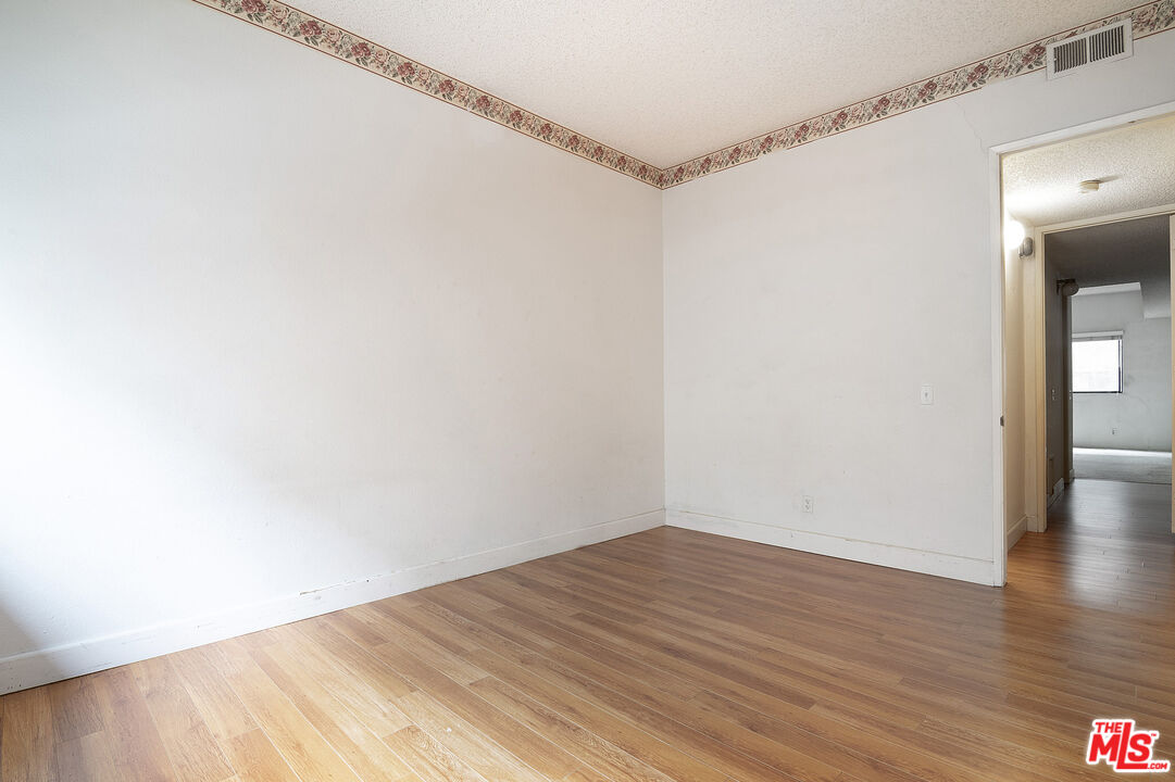 1271 Stoner Ave Unit: 208