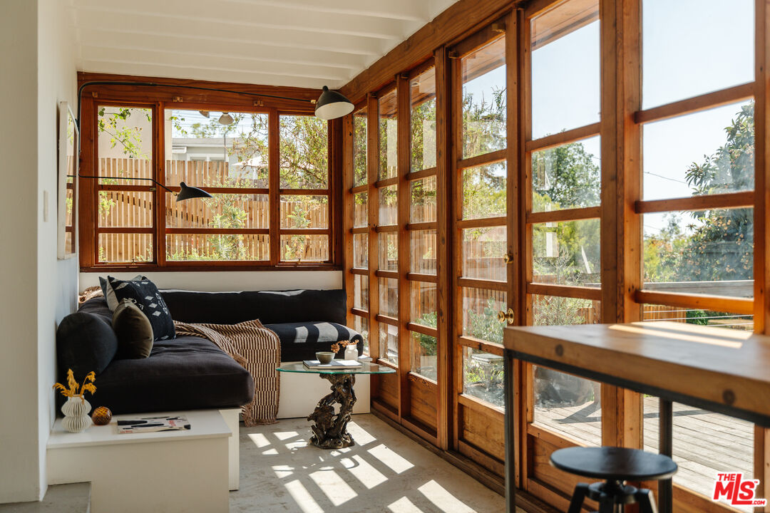 1711 Sargent Pl