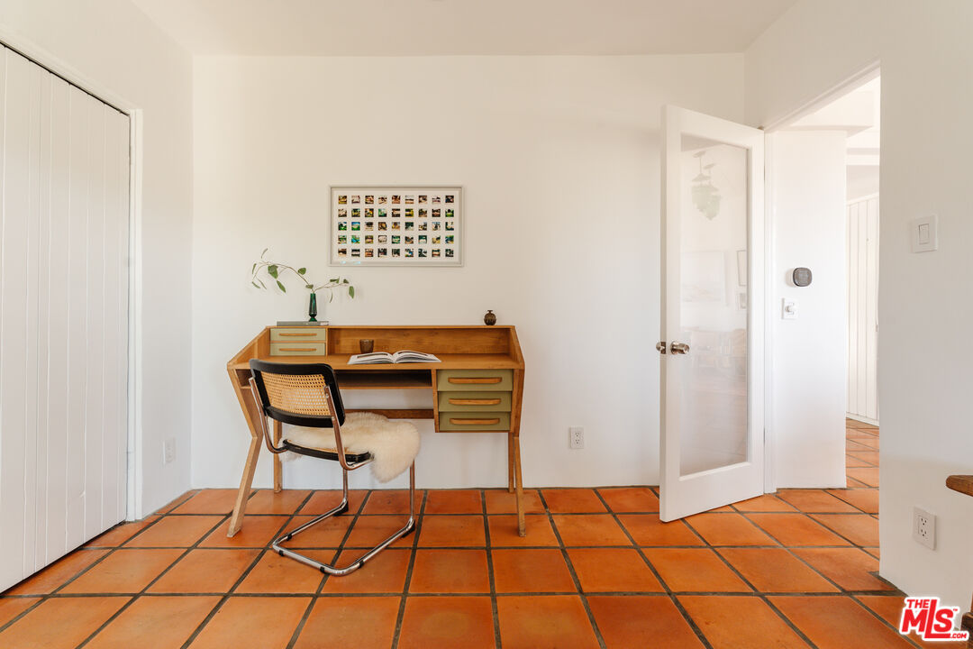 1711 Sargent Pl