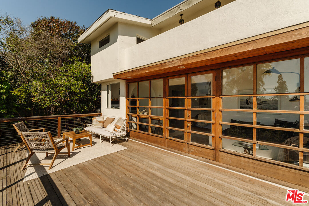 1711 Sargent Pl