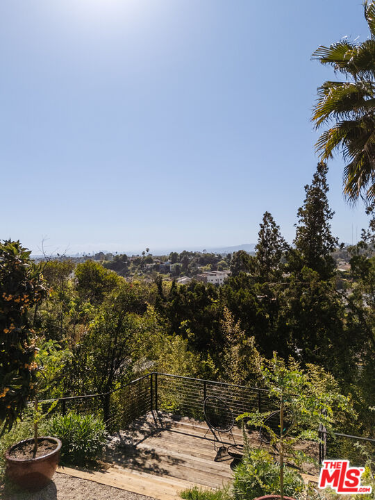 1711 Sargent Pl