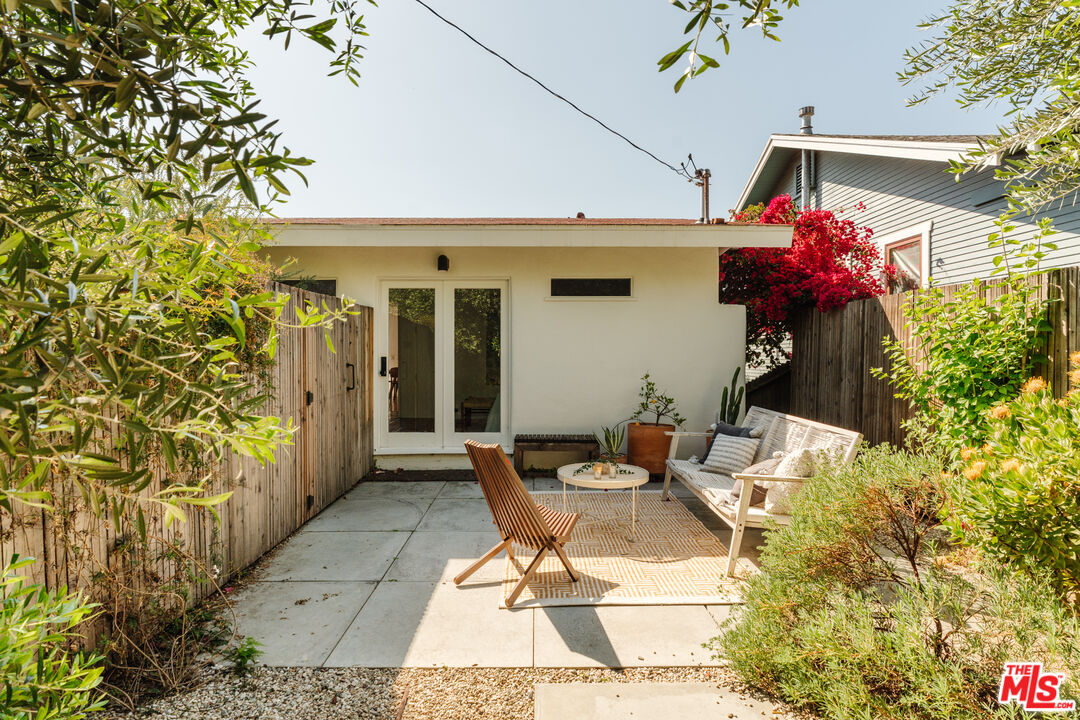 1711 Sargent Pl