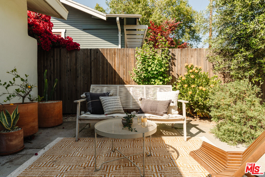 1711 Sargent Pl