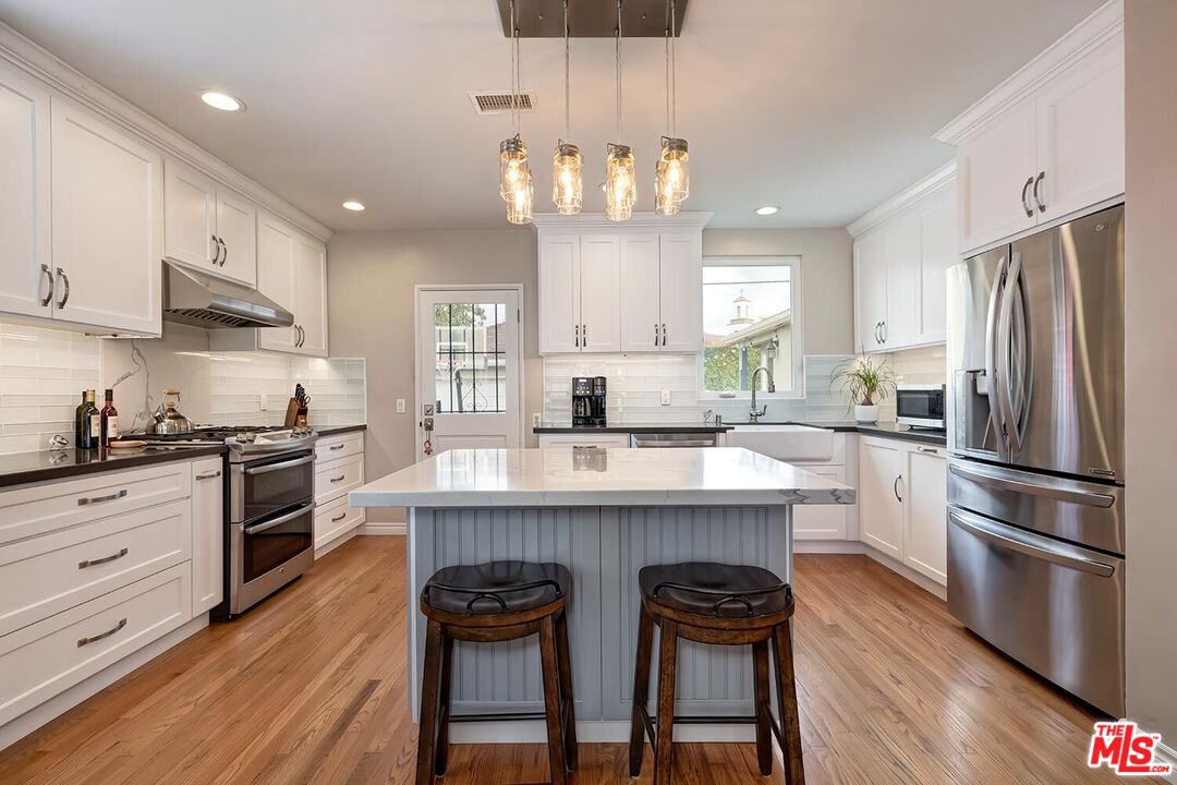 4082 Sawtelle Blvd