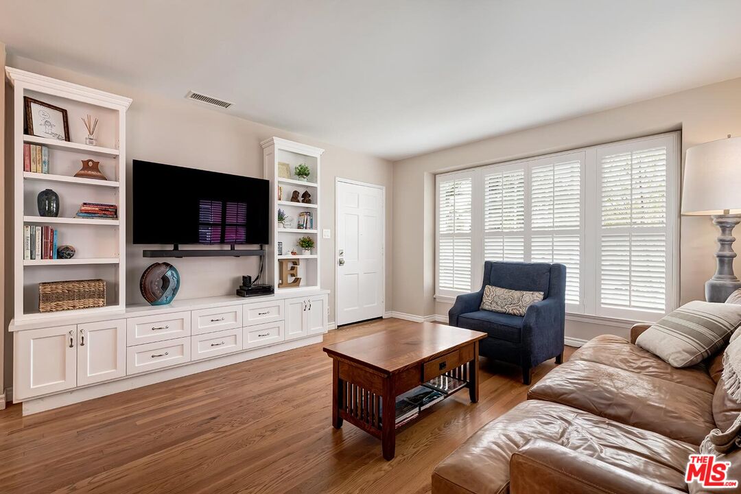4082 Sawtelle Blvd