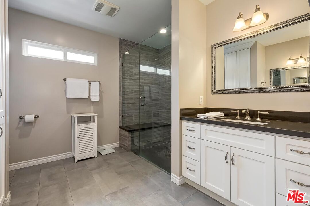 4082 Sawtelle Blvd