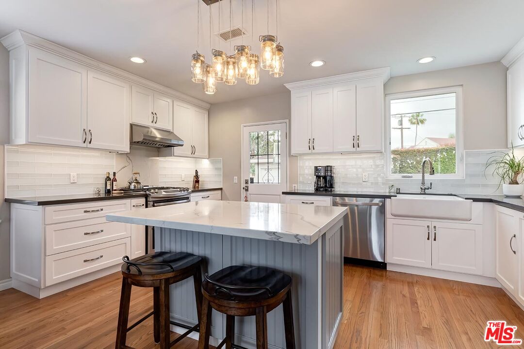 4082 Sawtelle Blvd