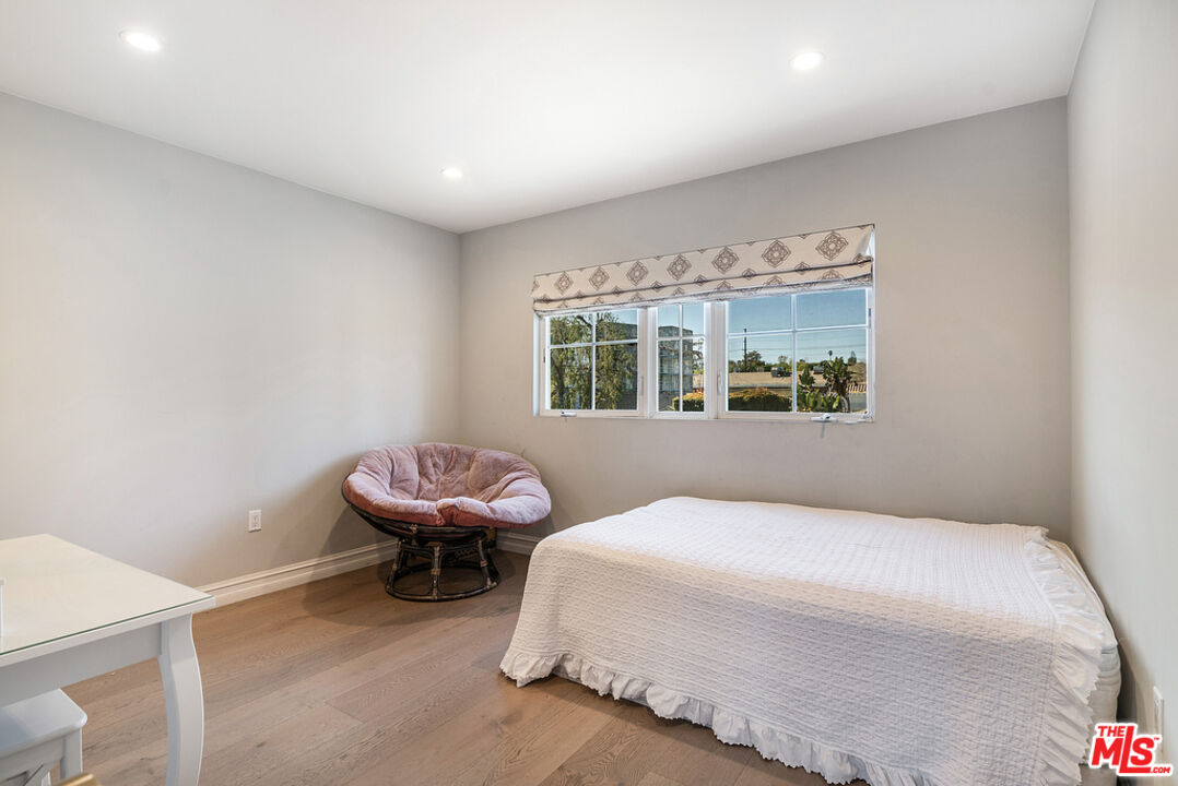 1942 Preuss Rd