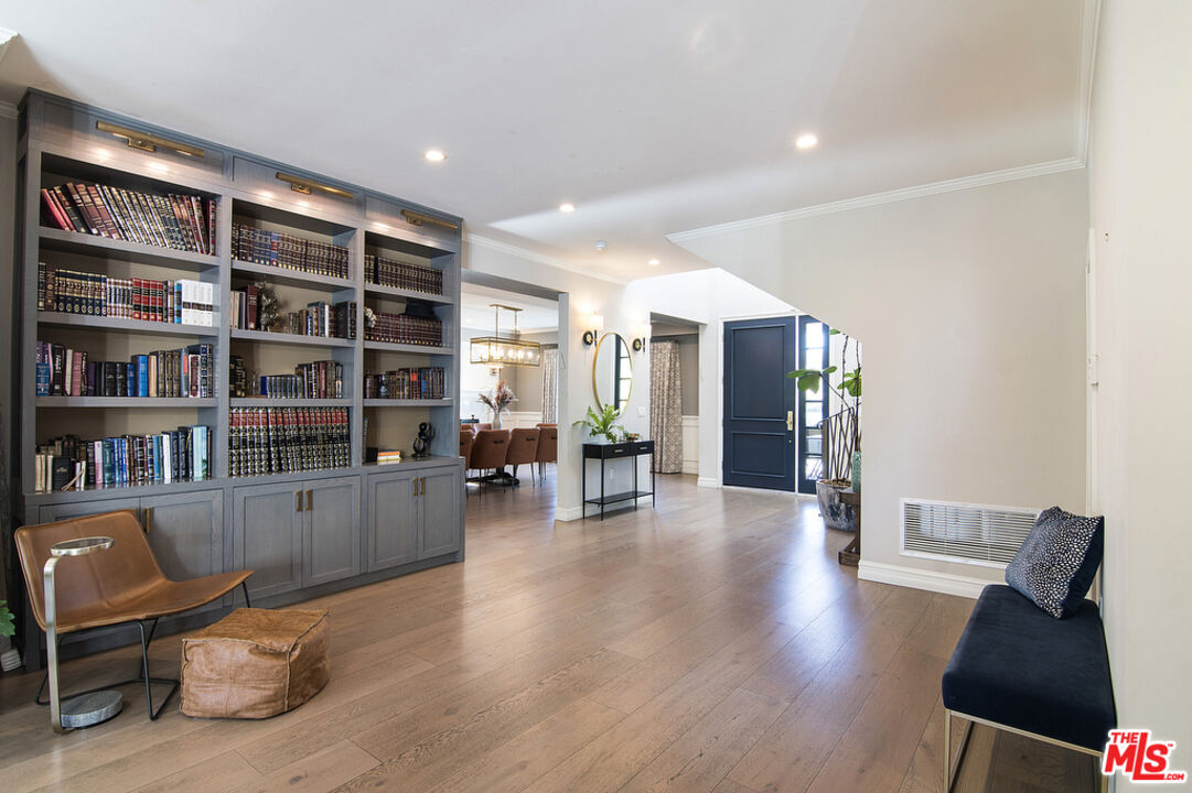 1942 Preuss Rd