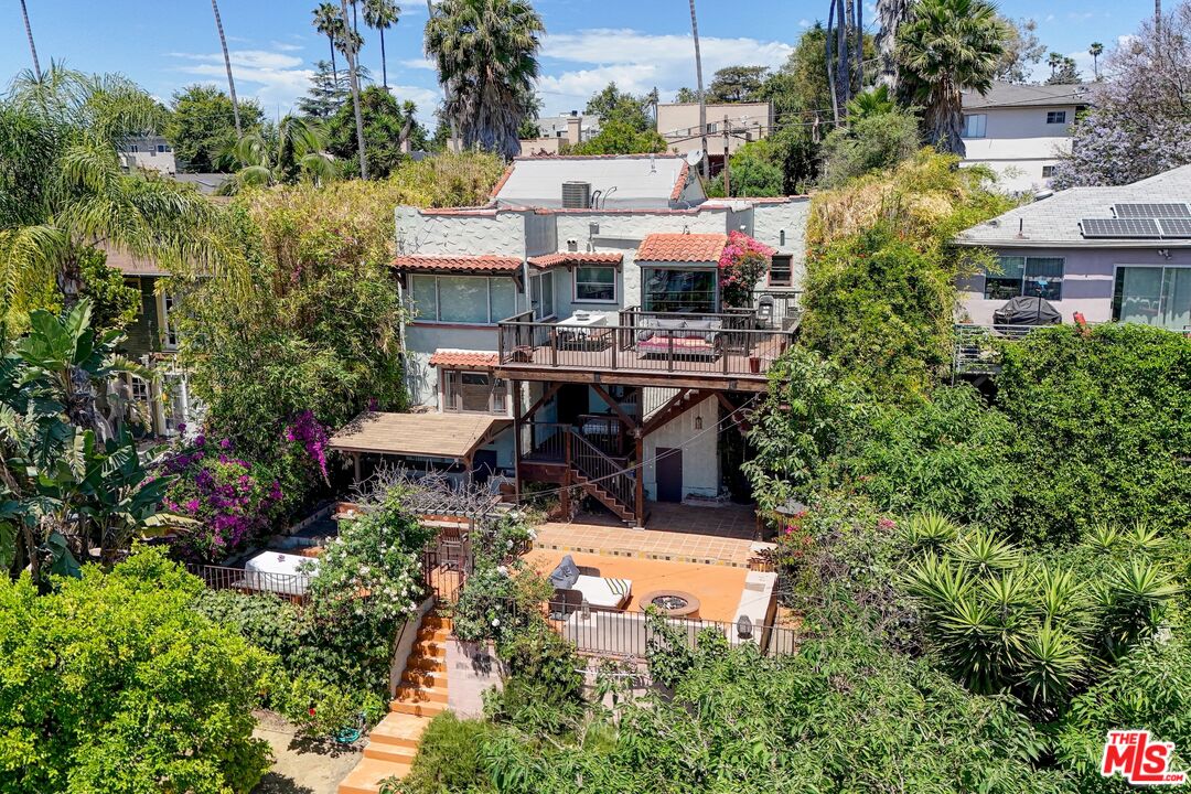 1316 Micheltorena St