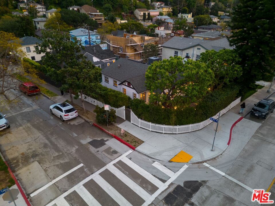 1836 W Silver Lake Dr
