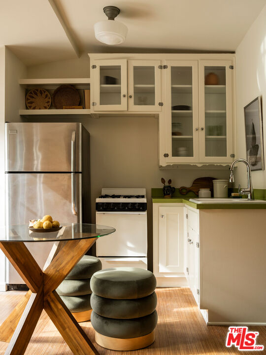 1444 S Sierra Bonita Ave