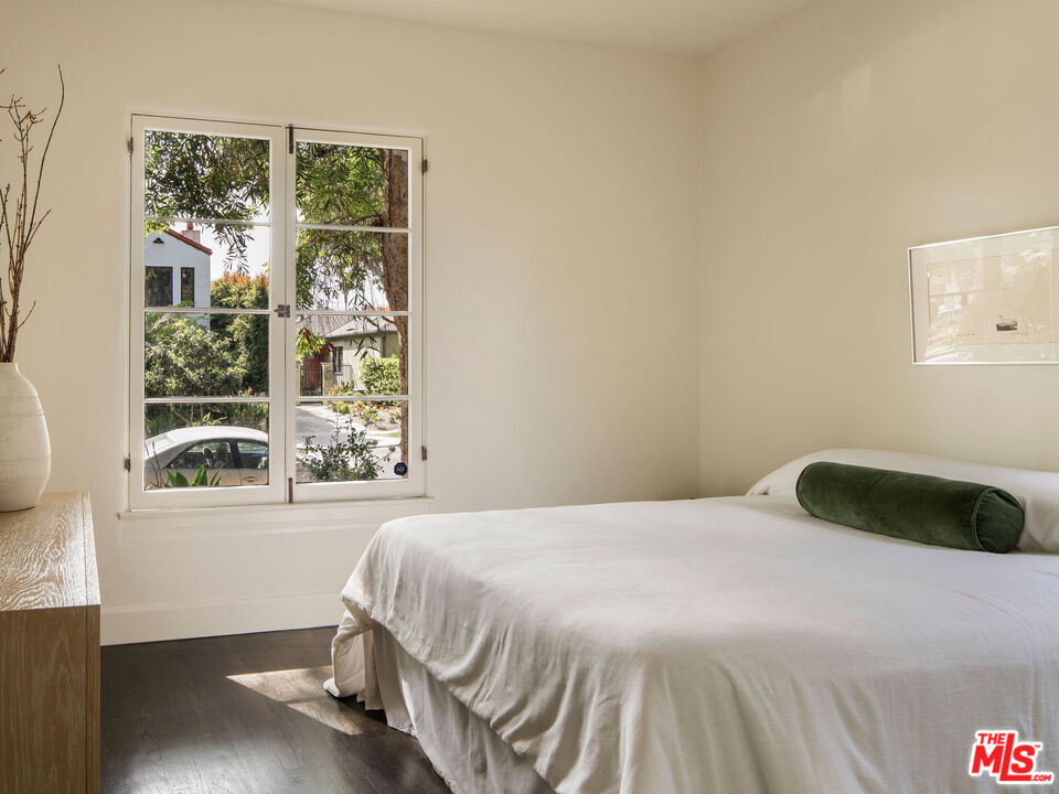 1444 S Sierra Bonita Ave