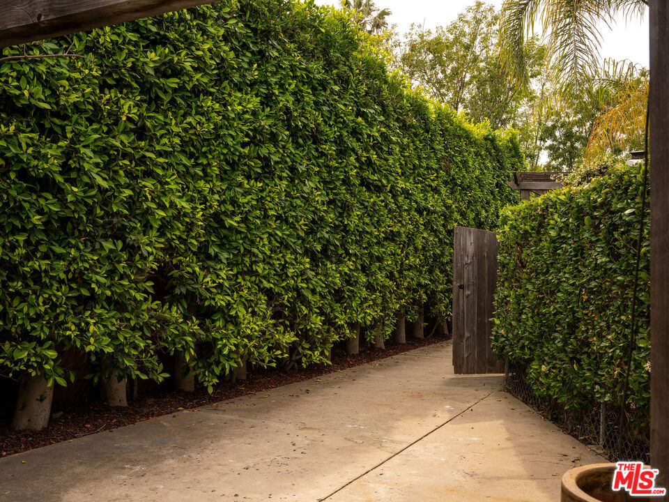 1444 S Sierra Bonita Ave