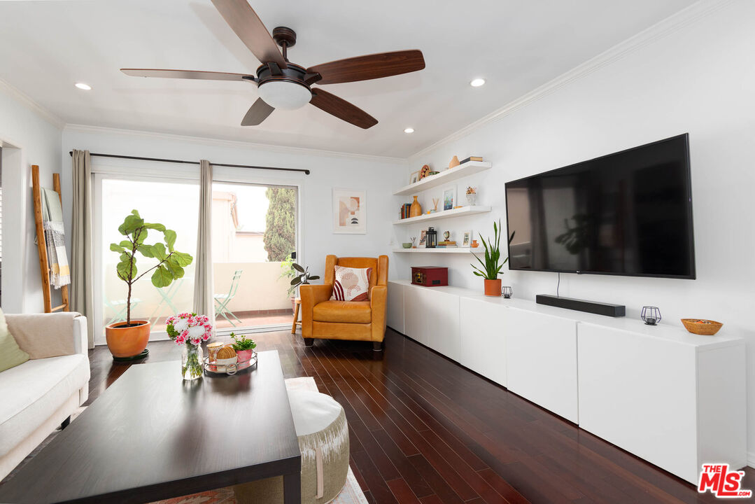 1328 18th St Unit: 4