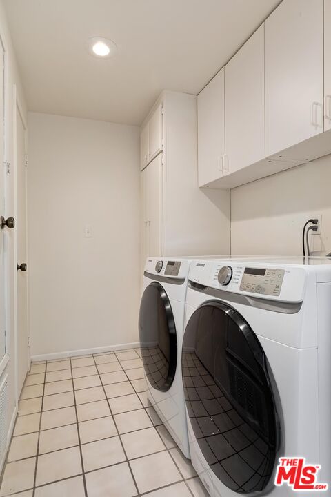 1201 S Roxbury Dr Unit: 107