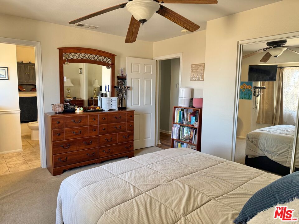 8125 Centola Rd