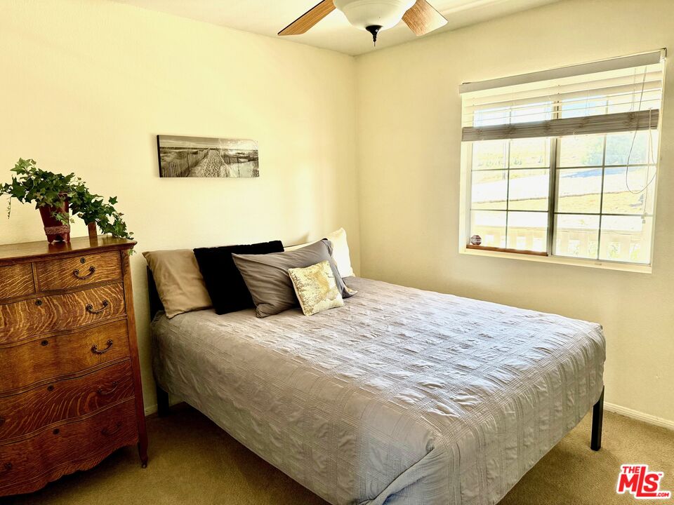 8125 Centola Rd