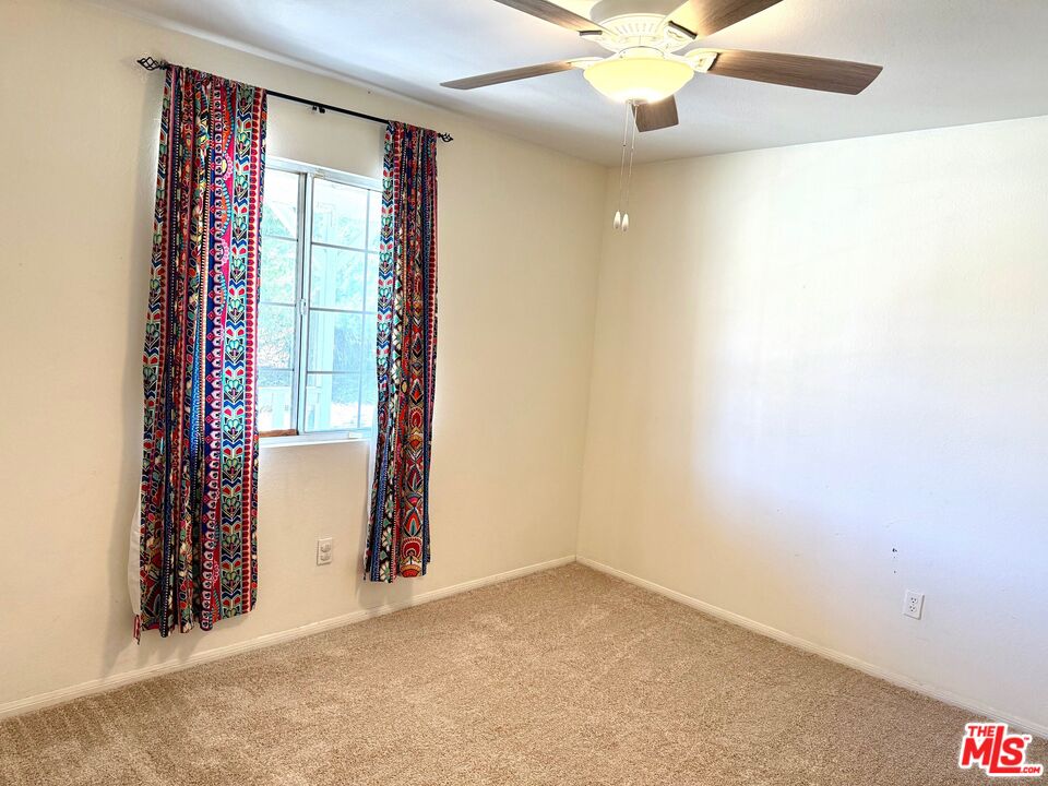 8125 Centola Rd