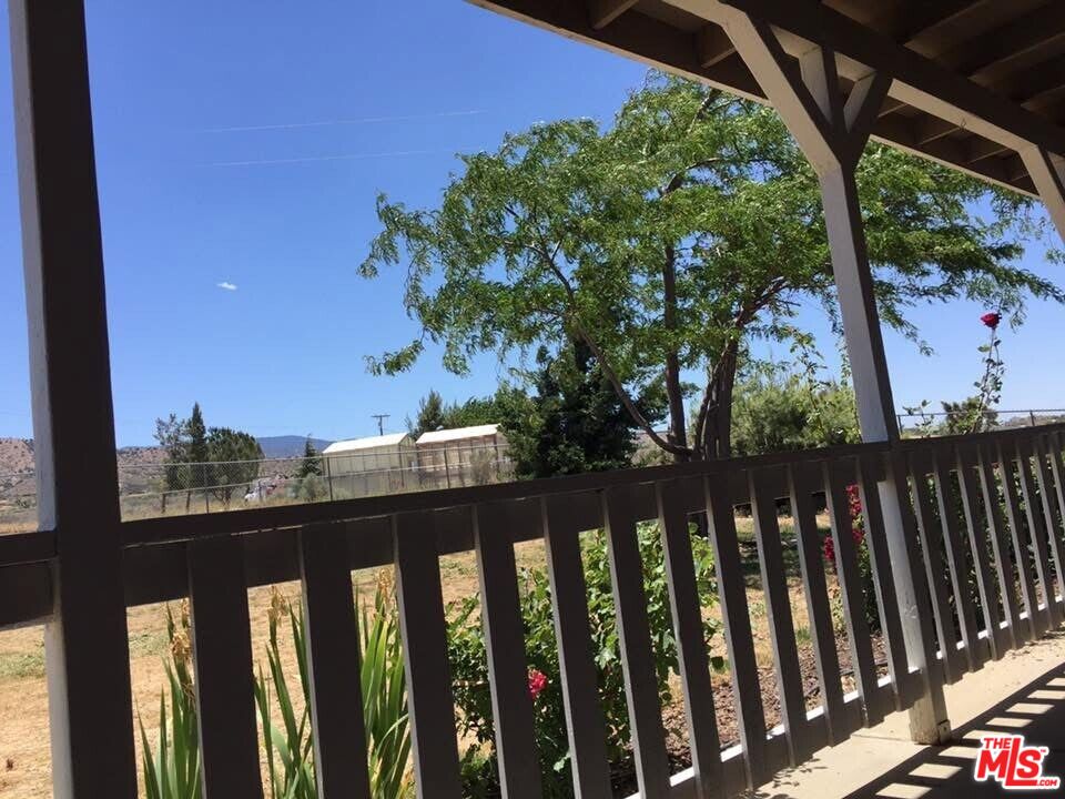 8125 Centola Rd