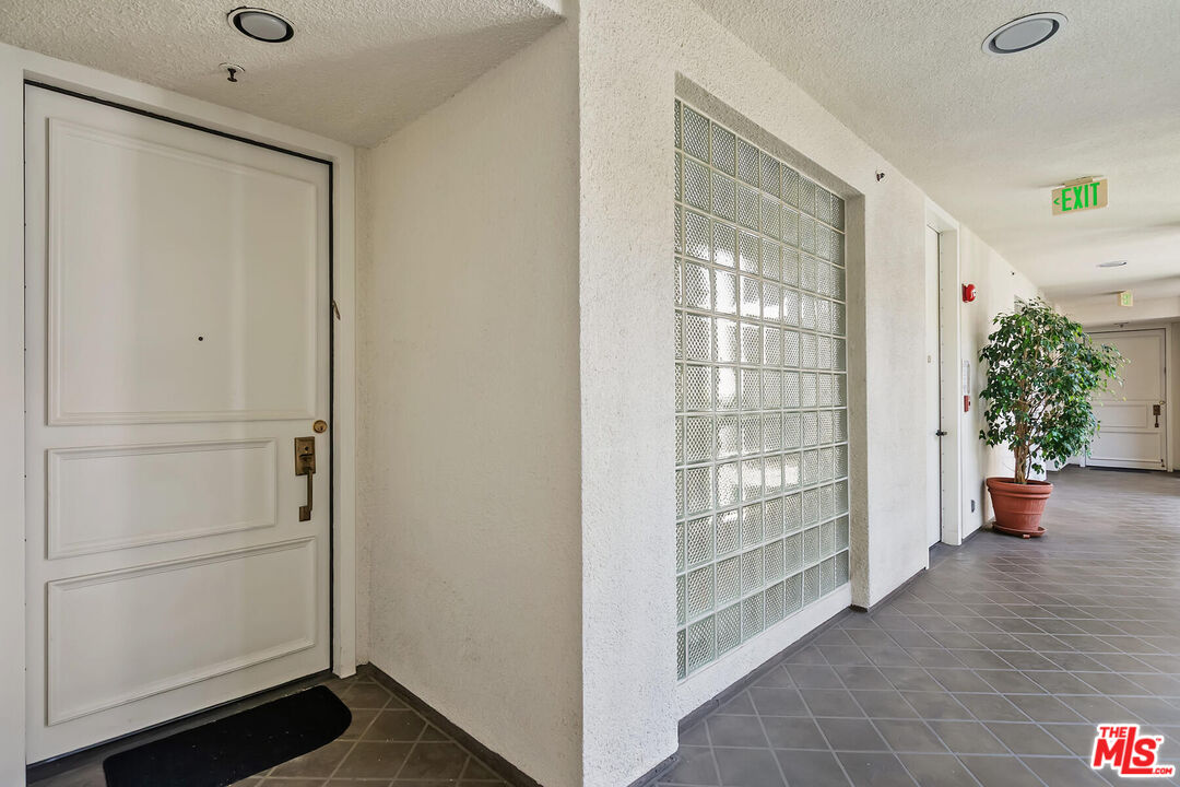 2132 Century Park Ln Unit: 304