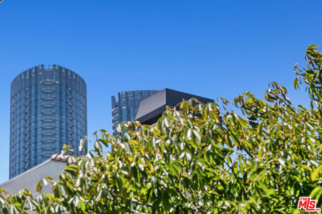2132 Century Park Ln Unit: 304