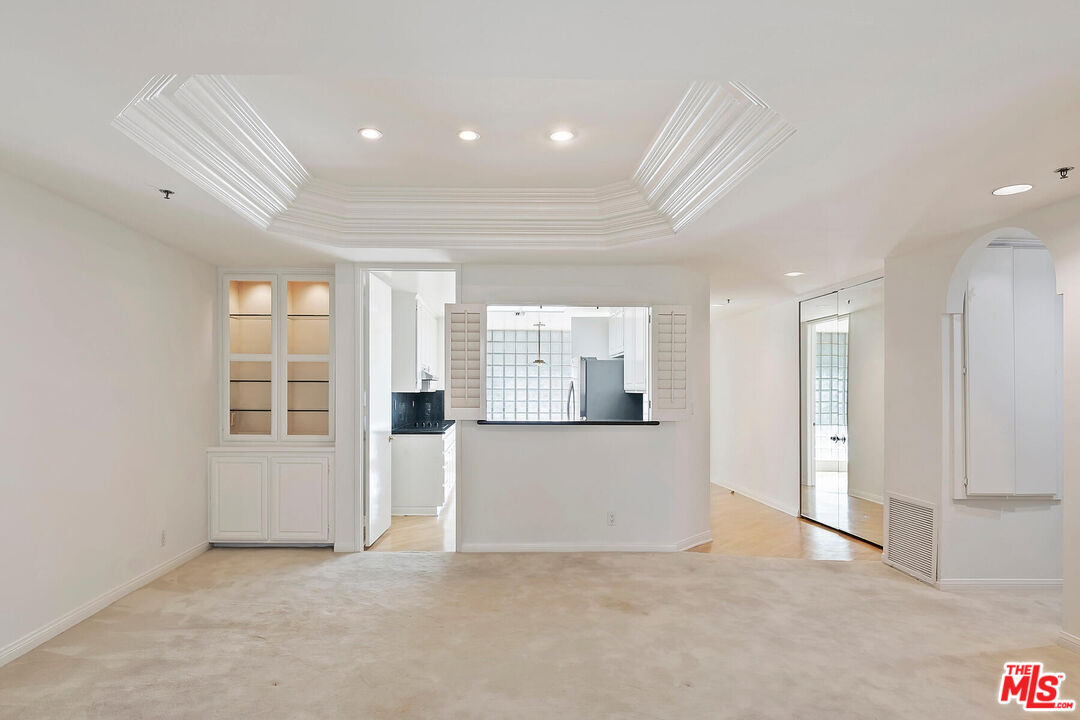 2132 Century Park Ln Unit: 304