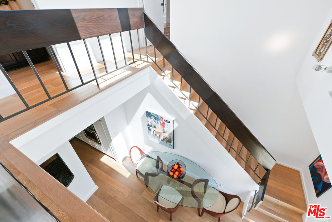 1103 S Westgate Ave Unit: 3