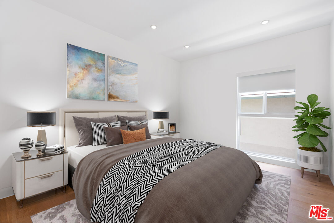 1103 S Westgate Ave Unit: 3