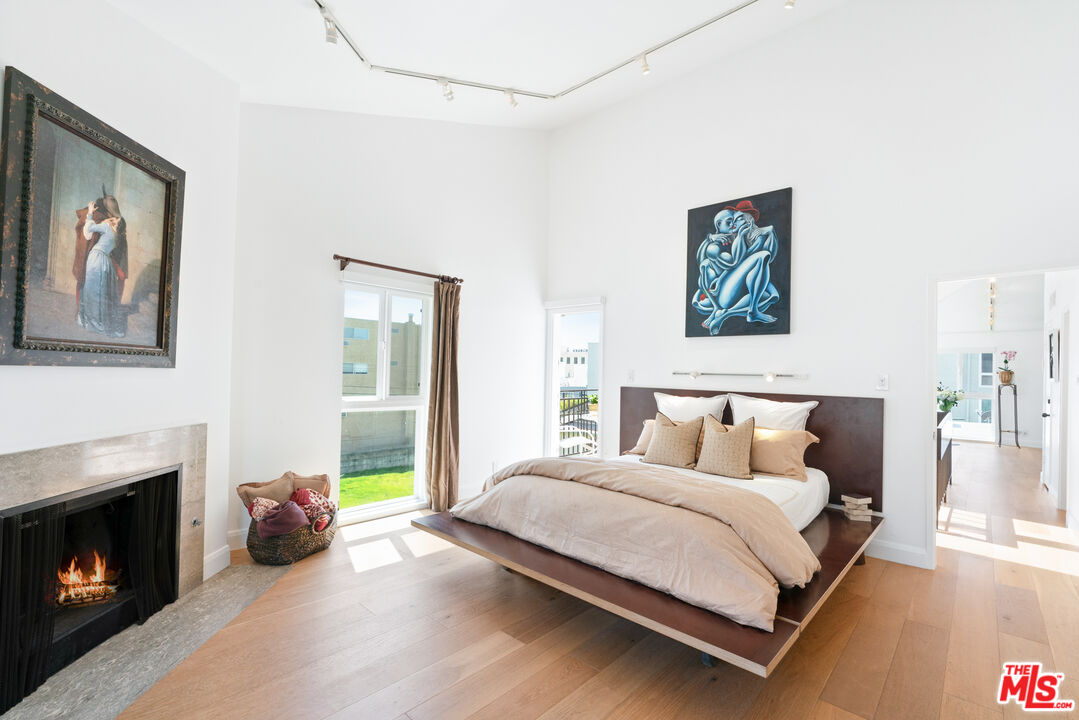 1103 S Westgate Ave Unit: 3