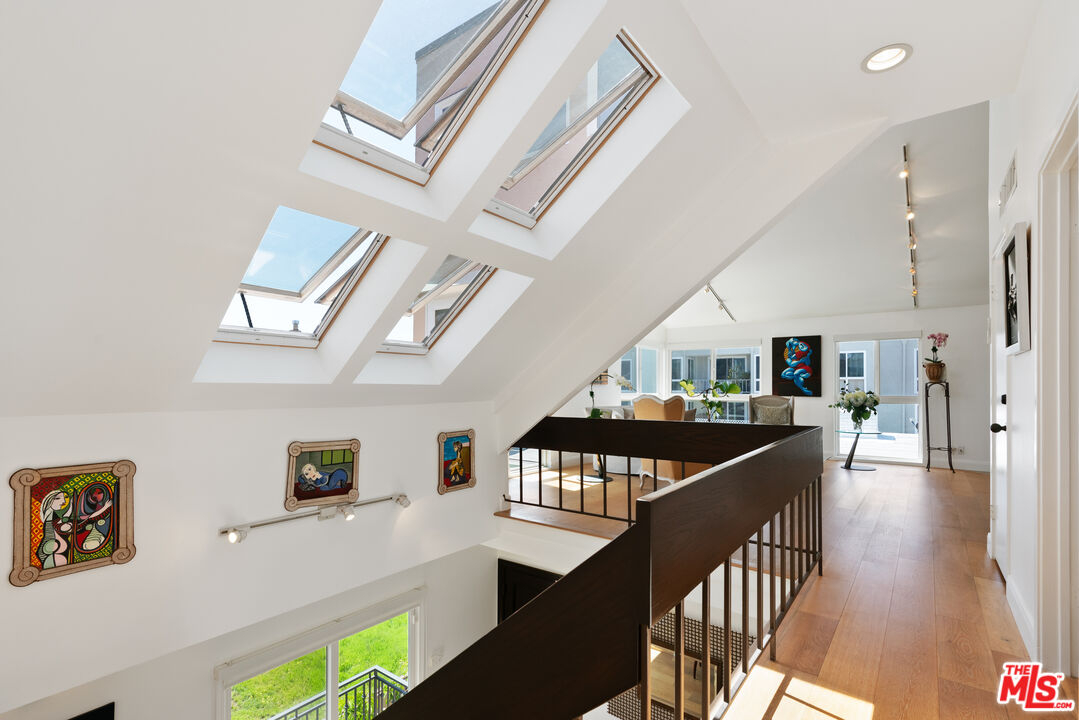 1103 S Westgate Ave Unit: 3