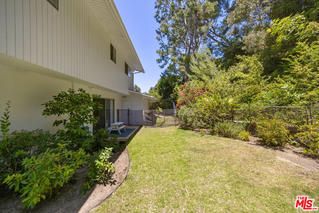 2318 Cheryl Pl