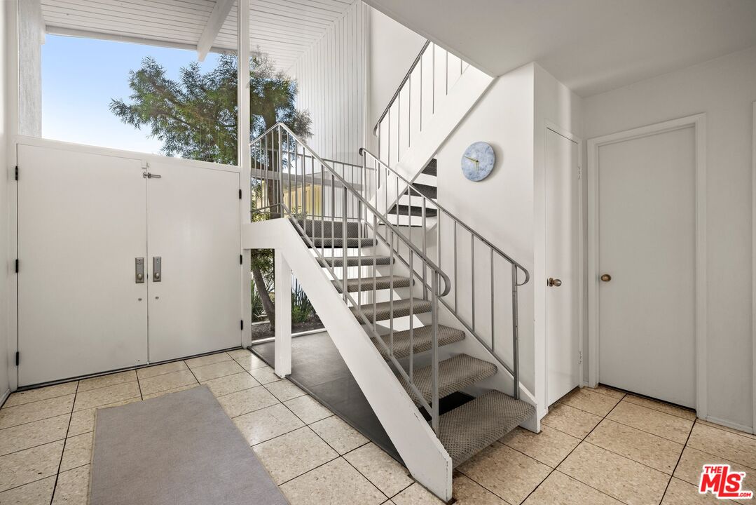 2318 Cheryl Pl