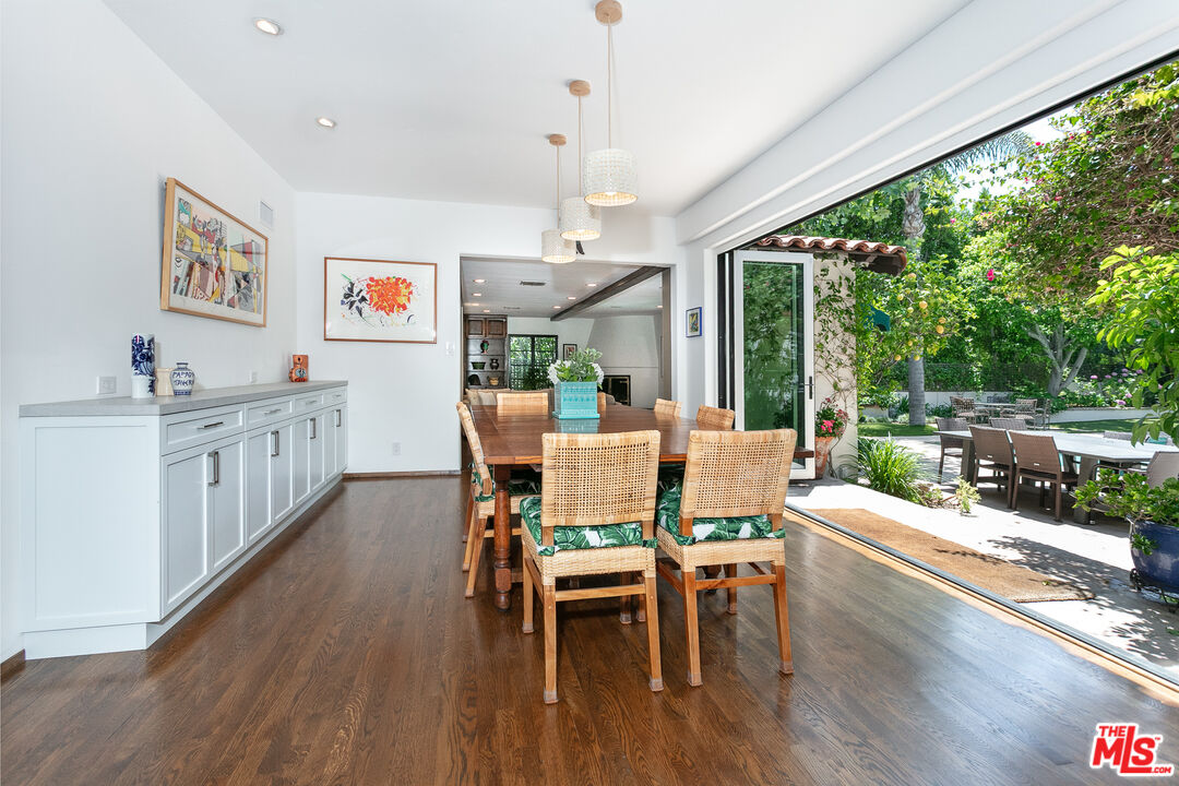 627 N Alta Dr
