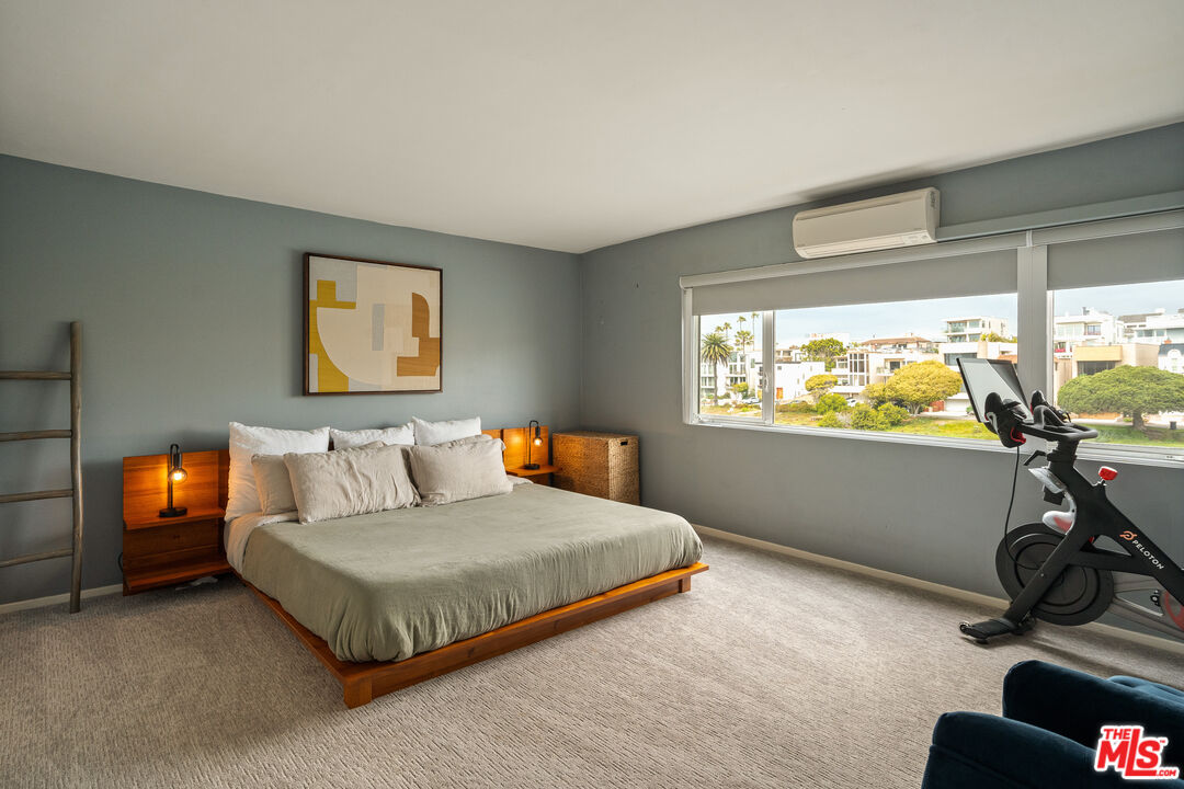 6400 Pacific Ave Unit: 309