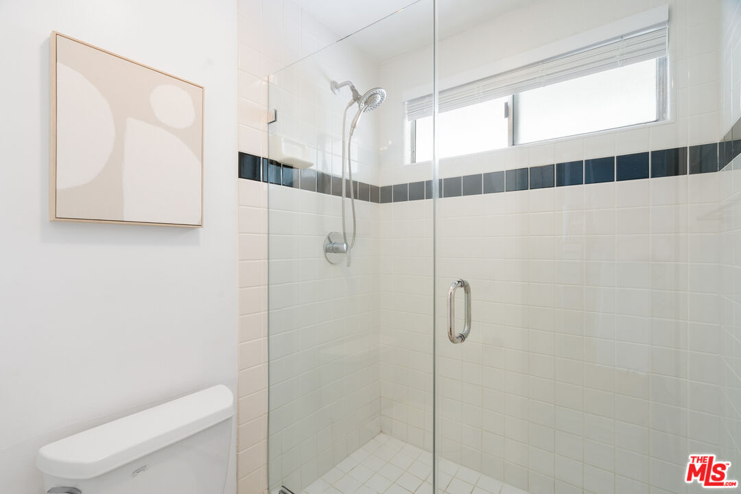 6400 Pacific Ave Unit: 309